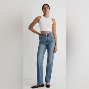 Madewell 90s straight jean in enmore wash. Size 28 Tall.